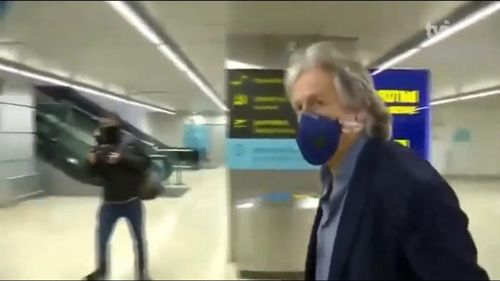 VIDEO Jorge Jesus, iritat de jurnalişti: "Ar fi trebuit să luaţi virusul"