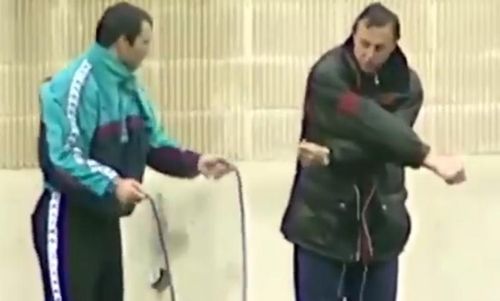 VIDEO Imagini de colecție: Marele Johan Cruyff și nepriceputul Hristo Stoicikov