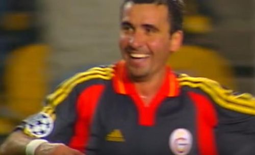 VIDEO Un gol de generic al lui Gică Hagi, inclus de France Football pe lista celor mai frumoase din Champions League