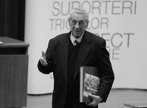 Mircea Pascu, fost preşedinte FRF, a murit la 85 de ani