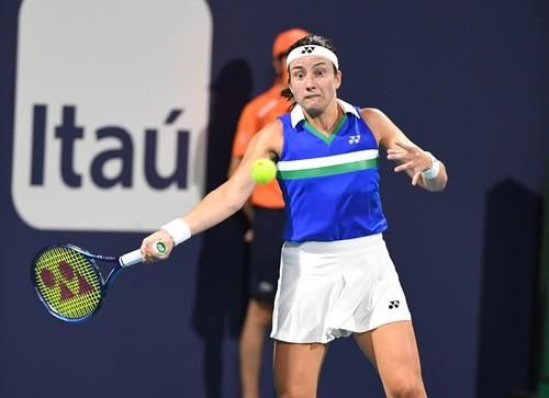 VIDEO Povestea viitoarei adversare a Simonei Halep: Dusă la tenis de bunică, s-a retras la 23 de ani, dar nu a putut sta departe de circuit