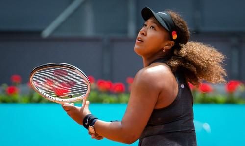 Cine o susține necondiționat pe Naomi Osaka după retragerea de la Roland Garros