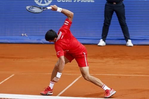 Novak Djokovic, un car de nervi - A rupt racheta în meciul contra locului 253 ATP