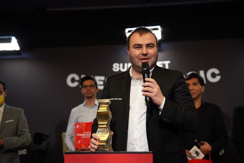 webPR: Marele maestru azer Shakhriyar Mamedyarov a câștigat trofeul Superbet Chess Classic  2021 și un premiu în valoare de 90.000 de dolari