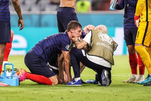 Francezul Pavard, aproape de o tragedie la Euro 2020 - A fost inconștient pentru câteva zeci de secunde