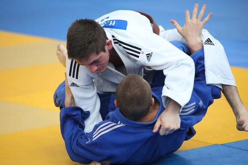 Judo: Ucraina se retrage de la Campionatele Mondiale pentru a protesta 
împotriva prezenței rușilor și bielorușilor / „Unii sunt chiar soldați 
activi”
