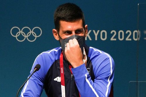 FOTO Novak Djokovic, imaginea zilei la Jocurile Olimpice: Sigur e jucător de tenis?