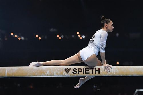 JO 2020: Larisa Iordache se pregătește pentru finala de la bârnă: "Glezna rezistă"