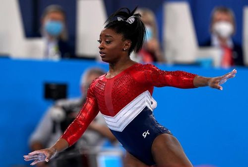 JO 2020: Simone Biles a renunțat și la finala de la sol - Americanca "se mai gândeşte" la bârnă