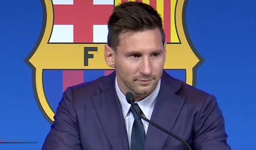 Cum încearcă un grup de suporteri ai Barcelonei să blocheze transferul lui Lionel Messi la PSG