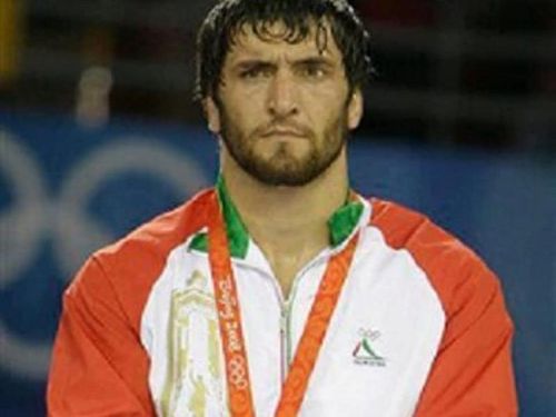 Lotul României de lupte libere va fi pregătit de un vicecampion olimpic și mondial