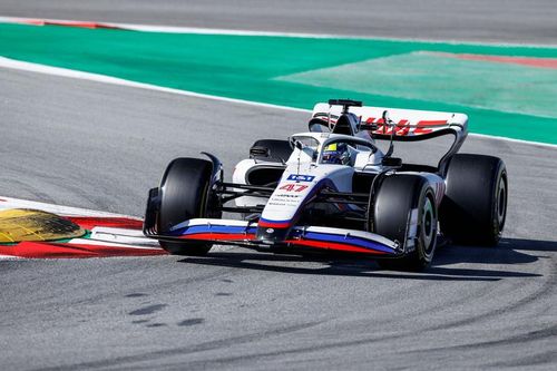 Formula 1: Echipa Haas va elimina culorile ruse ale sponsorului de pe monoposturile sale