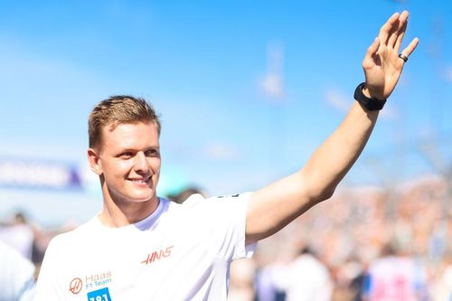 Mick Schumacher, încurajat de un multiplu campion mondial din Formula 1 după ce a fost supranumit „Regele accidentelor”