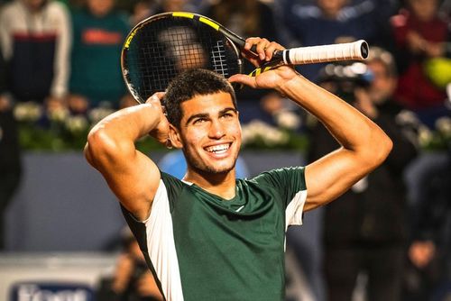 VIDEO Carlos Alcaraz, victorie spectaculoasă cu Stefanos Tsitsipas - Ibericul, în semifinale la ATP Barcelona