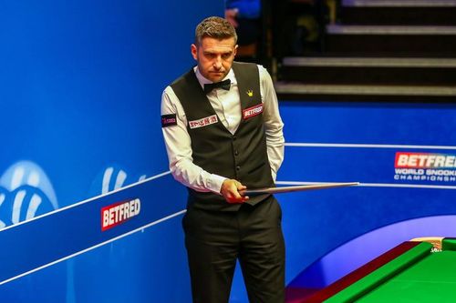 VIDEO CM Snooker: Mark Selby, campionul mondial en-titre, eliminat surprinzător în optimile de la Crucible de Yan Bingtao