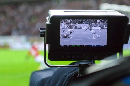 Schimbare în piața media - Canalele Look se vor transforma în Prima Sport