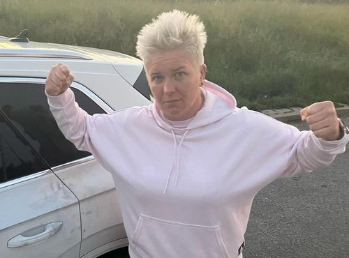 O triplă campioană olimpică s-a accidentat în timp ce a prins un hoț care încerca să îi fure mașina
