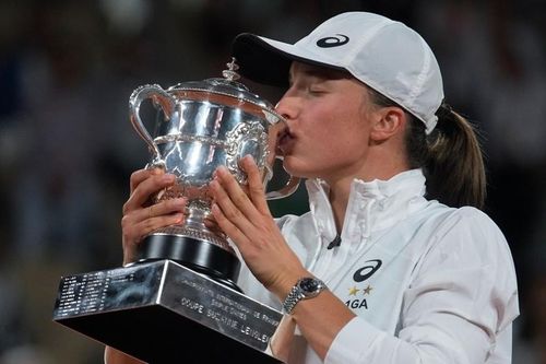 VIDEO Iga Swiatek, discurs emoționant după triumful de la Roland Garros - Lidera mondială, mesaj pentru Ucraina