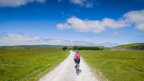 România ar putea găzdui Campionatul European de Mountain Bike în 2024: Avem peste 100 de cluburi de ciclism cu peste 100.000 de cicliști - spune Guvernul