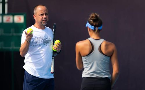 Un fost antrenor al Emmei Răducanu explică valul de concedieri din ultima perioadă din circuitul WTA