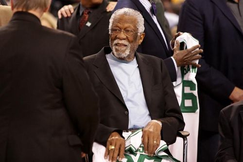 Legendarul baschetbalist Bill Russell a murit la 88 de ani