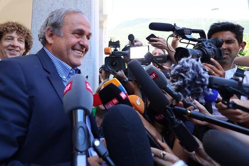 Michel Platini, pus pe glume după ce a fost achitat: „V-am spus că sunt un tip cinstit”