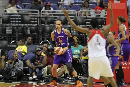 Brittney Griner, vedeta WNBA, a jucat baschet pentru prima dată în aproape 10 luni