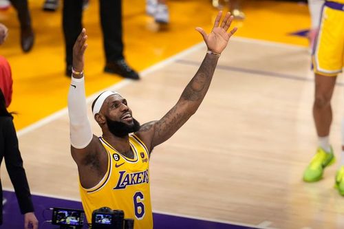 VIDEO Moment istoric: LeBron James a devenit cel mai bun marcator din NBA