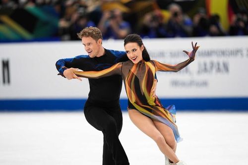 VIDEO Madison Chock şi Evan Bates, campioni mondiali la dans pe gheață - Evoluție încântătoare a americanilor