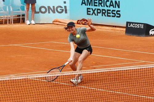 Monica Niculescu, învinsă dramatic în finala de dublu de la WTA Trophee Clarins - Minge de meci ratată