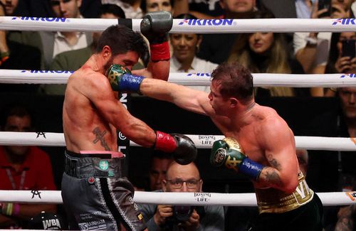 Box: Saul „Canelo” Alvarez și-a păstrat cele patru centuri de campion mondial