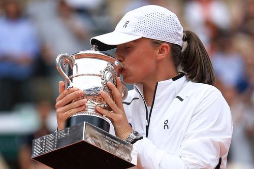 Iga Swiatek, campioană la Roland Garros 2023 - Finală electrizantă împotriva Karolinei Muchova