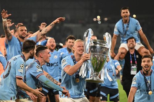 VIDEO Imagini virale: Bucuria din vestiarul celor de la Manchester City după câștigarea Champions League