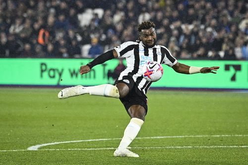 Încă un jucător din Premier League în Arabia Saudită