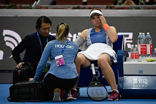 VIDEO WTA Beijing: Înfrângere în sferturi pentru o campioană de Grand Slam