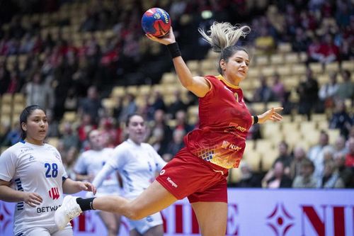 După Neagu și Pintea, încă o jucătoare a ales să se retragă din naționala de handbal feminin a României