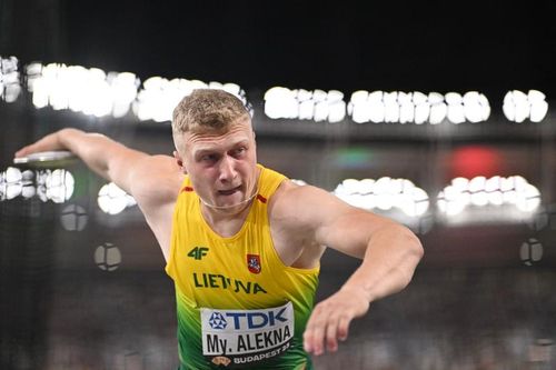 VIDEO A fost doborât cel mai vechi record mondial din atletismul masculin