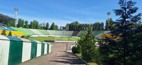 Stadionul cu 28.000 de locuri din Liov Fotografii: Theodor Jumătate