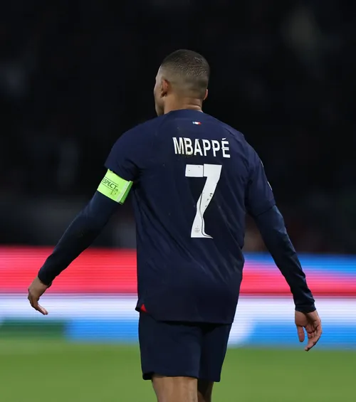 Efectul Mbappe Drepturile TV din  Ligue 1  nu se vând după plecarea starului! Pretențiile francezilor au scăzut la jumătate