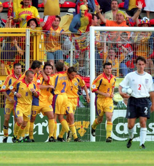 România la EURO Cele mai importante  5 momente  ale „tricolorilor” la turneele finale