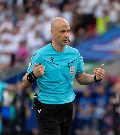 Trimis Acasă Anthony Taylor nu va mai fi delegat la  Euro 2024 , după momentul controversat » Ce scriu englezii