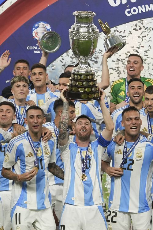 Demis  Președintele Argentinei l-a dat afară, după ce  oficialul din Guvern  i-a cerut lui Messi să prezinte scuze pentru scandările rasiste la adresa francezilor