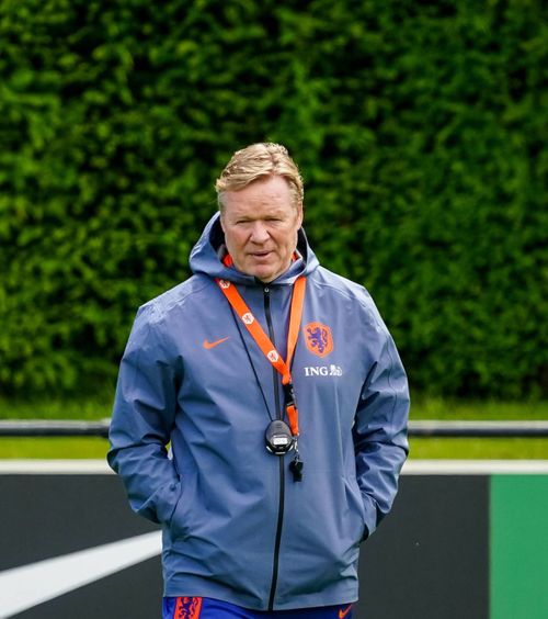 „Nu le pasă de legende” Koeman,  vorbe grele  pentru Barcelona: „Plecarea lui Xavi e o rușine! Mă întorc după ce pleacă Laporta”  