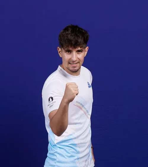 PROGRAM Ziua 1 la JO Eduard Ionescu,  victoria zilei  la Paris: a revenit uluitor de la 0-3! Zi reușită pentru canotaj și tenis de masă + succes important pentru Jaqueline Cristian