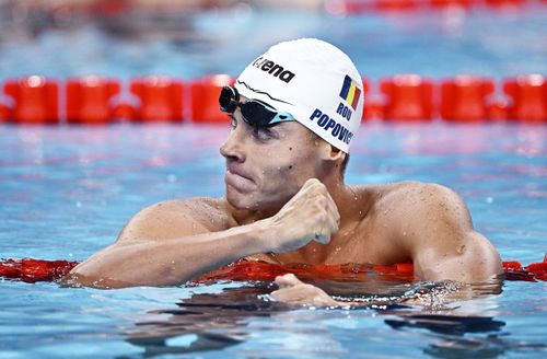 David Popovici, medalie de aur la 200m liber la JO Paris 2024 FOTO: Imago