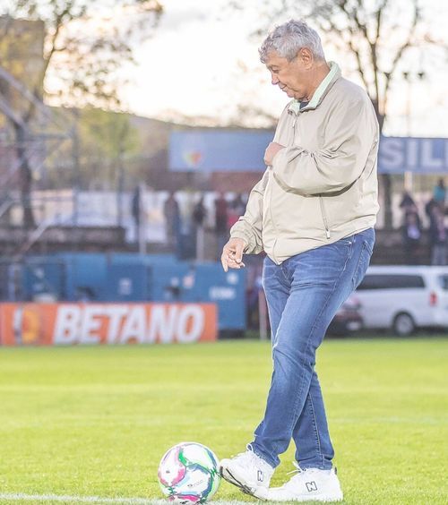 Lucescu vrea Dan Udrea a discutat astăzi cu Mircea Lucescu și scrie despre  ce îl tentează și ce îl reține  să preia naționala