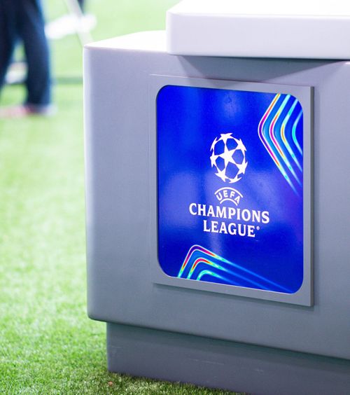 UEFA a MODIFICAT imnul UCL   Microbiștii au reacționat dur:  „A murit fotbalul”  + „E rău de tot”