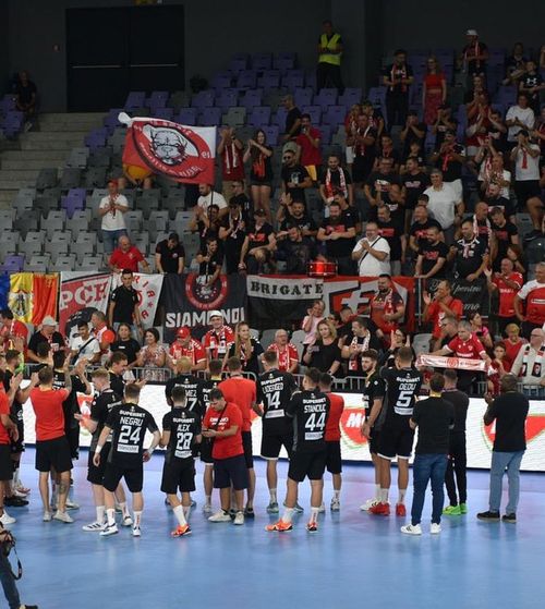 Și-au respectat blazonul  Dinamo a câștigat  Supercupa României  la handbal masculin