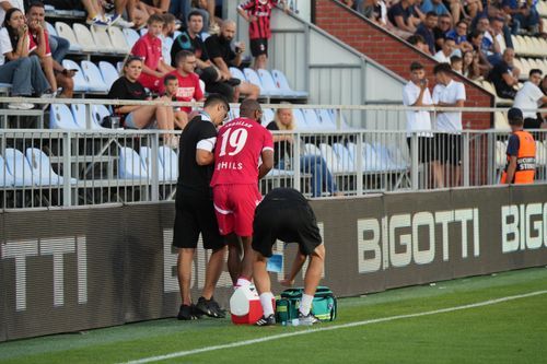 Abdallah s-a accidentat în partida Voluntari - Dinamo/ Foto: GOLAZO.ro