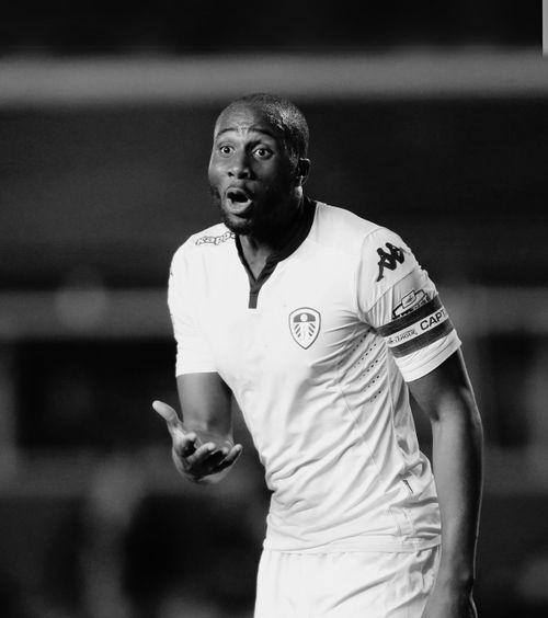 Tragedie  A murit  Sol Bamba , fost jucător la PSG, Leicester sau Leeds. Avea doar 39 de ani